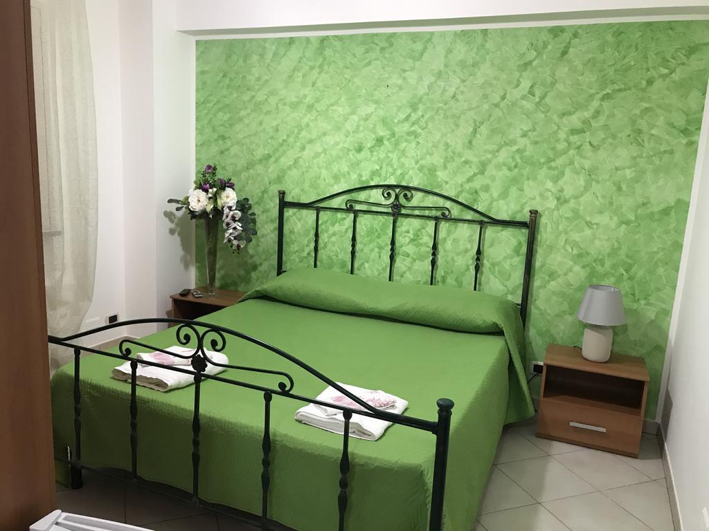 Rosy And Roby Bed & Breakfast Gasponi Exterior photo
